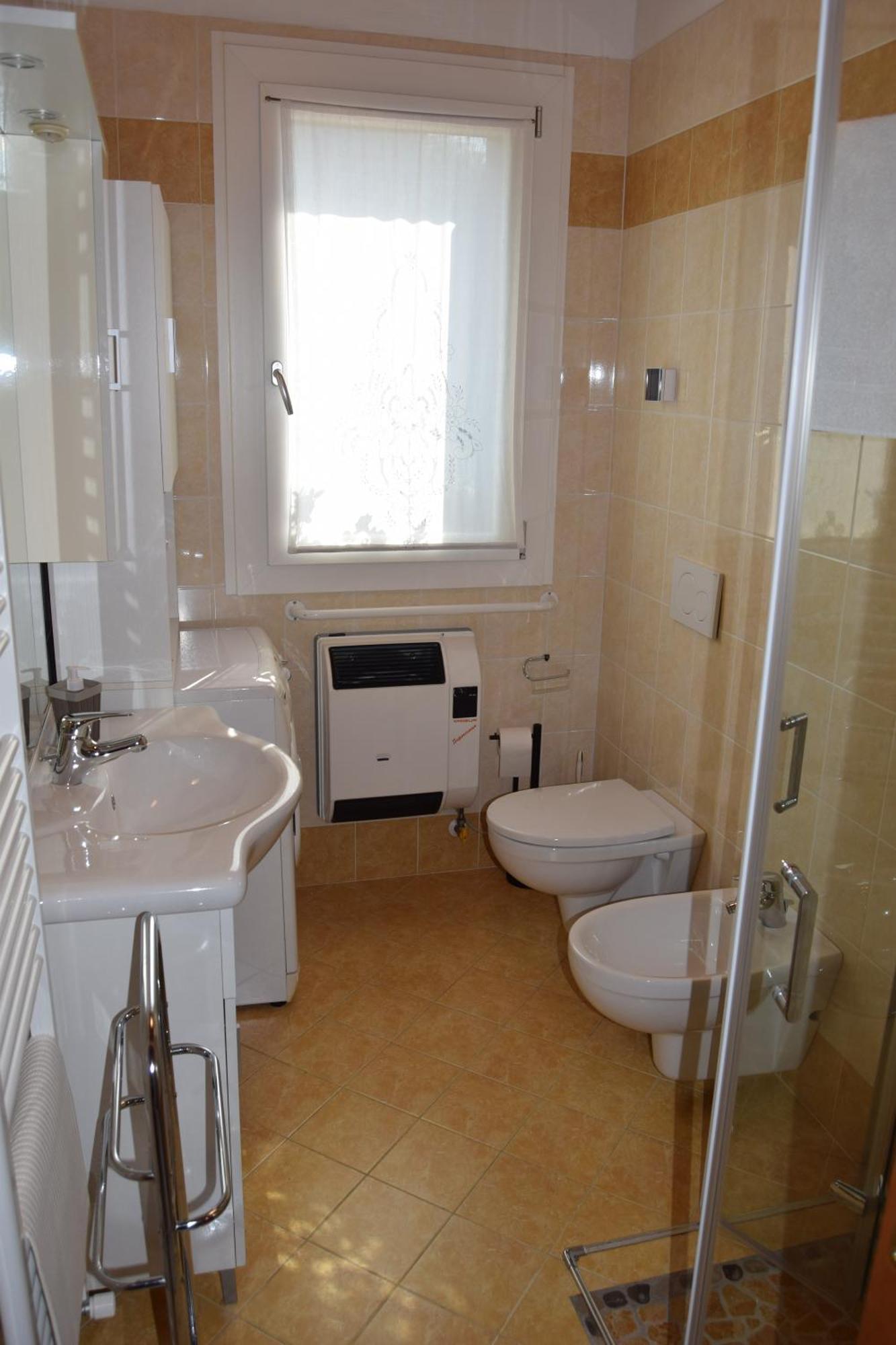 B&B We Care Appartamento Lendinara Extérieur photo